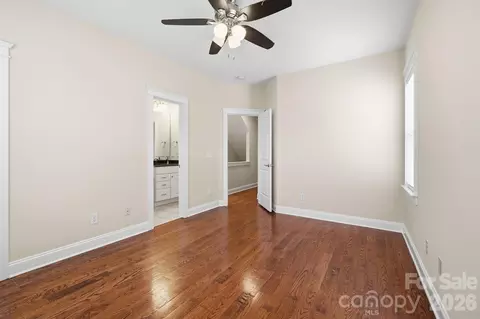 Bedroom - 717 E 8th St, Charlotte, NC 28202 photo 4 of 6