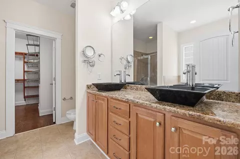 Bath - 717 E 8th St, Charlotte, NC 28202 photo 1 of 5