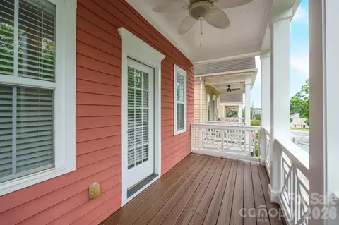 Exterior - 717 E 8th St, Charlotte, NC 28202 photo 4 of 5