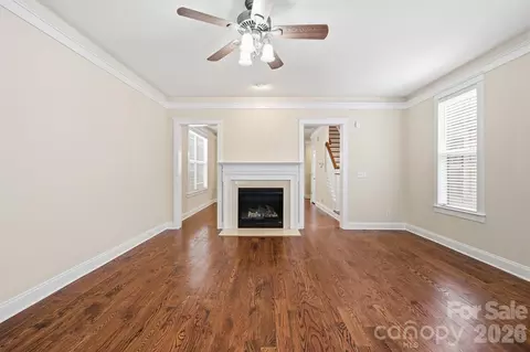 Living - 717 E 8th St, Charlotte, NC 28202 photo 1 of 5