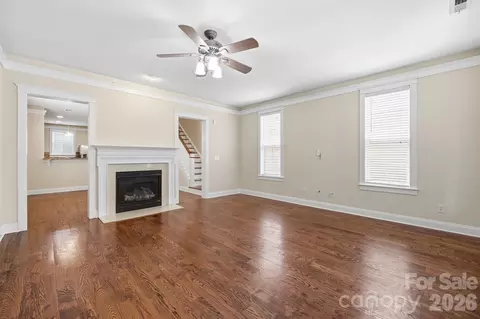 Living - 717 E 8th St, Charlotte, NC 28202 photo 3 of 5