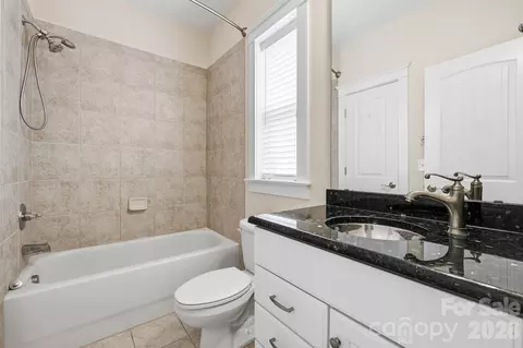 Bath - 717 E 8th St, Charlotte, NC 28202 photo 5 of 5