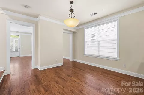 Living - 717 E 8th St, Charlotte, NC 28202 photo 4 of 5