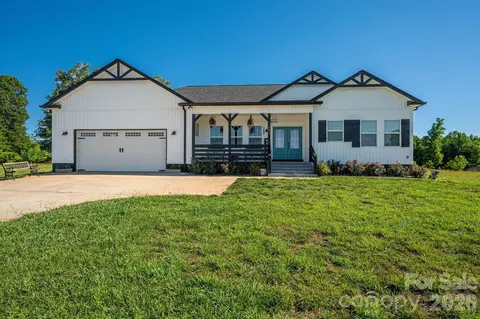 1484 Null Rd, Lincolnton, NC 28092