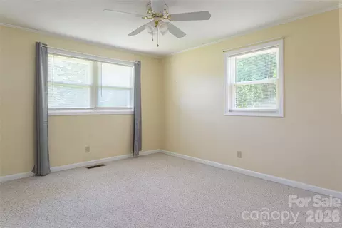Bedroom - 2800 Coxe Rd, Tryon, NC 28782 photo 3 of 7