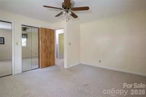 Bedroom - 2800 Coxe Rd, Tryon, NC 28782 photo 5 of 7