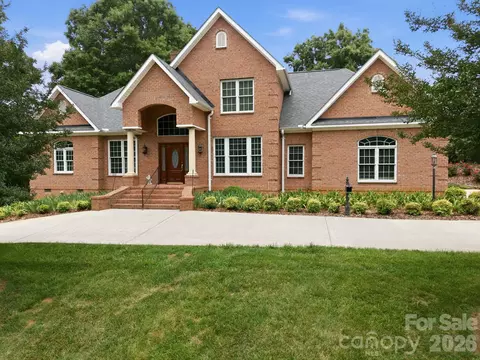 540 Hickory Dr, Salisbury, NC 28144