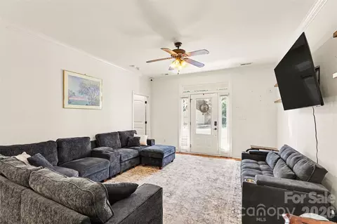 Living - 964 Mathis Ave, Salisbury, NC 28146 photo 1 of 2