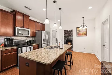 Kitchen - 964 Mathis Ave, Salisbury, NC 28146 photo 1 of 4