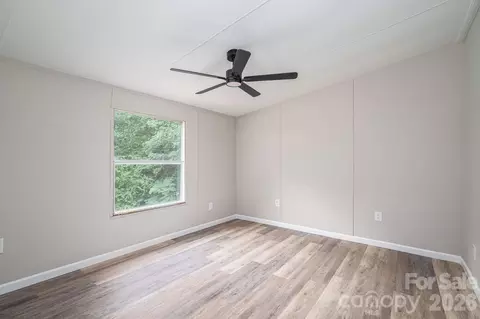 Bedroom - 3462 Eaker Rd, Cherryville, NC 28021 photo 2 of 4