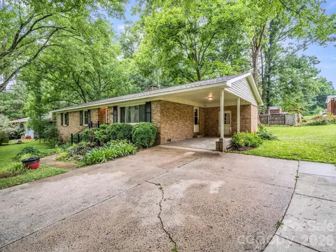 803 Brittain Dr, Shelby, NC 28150