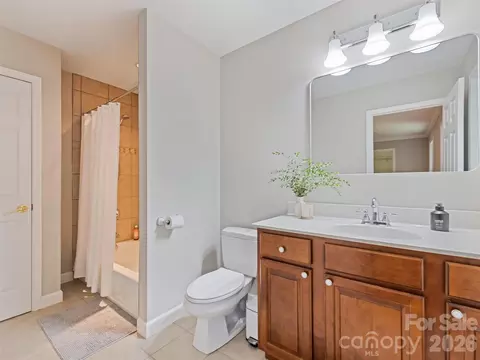 Bath - 283 Blake Dr, Canton, NC 28716 photo 3 of 3