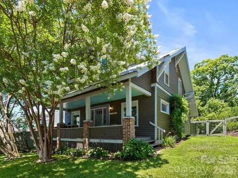 102 Courtland Ave, Asheville, NC 28801