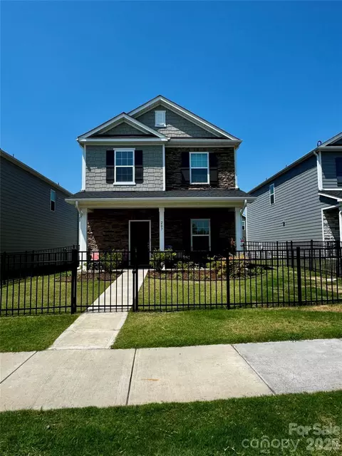 207 Orson Oaks Ln, Pineville, NC 28134