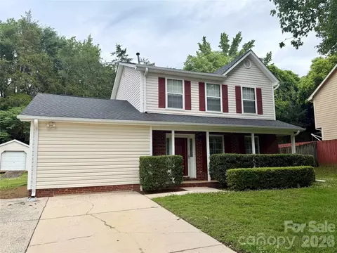 8004 Glencannon Dr, Charlotte, NC 28227