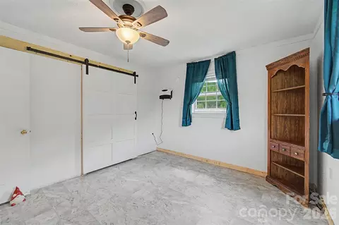 Bedroom - 3325 Pack Mountain Rd, Murphy, NC 28906 photo 2 of 4