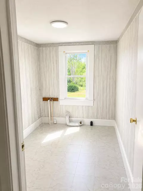 Other - 102 Phillips Rd, Spruce Pine, NC 28777 photo 6 of 9