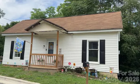 358 Nesbit Ave, Mooresville, NC 28115