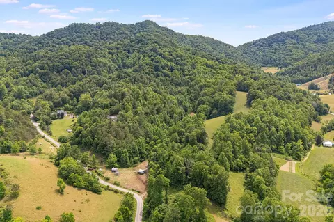 224 Allen Dr, Marshall, NC 28753 photo 28