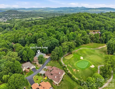 3121 Cove Loop Rd, Hendersonville, NC 28739