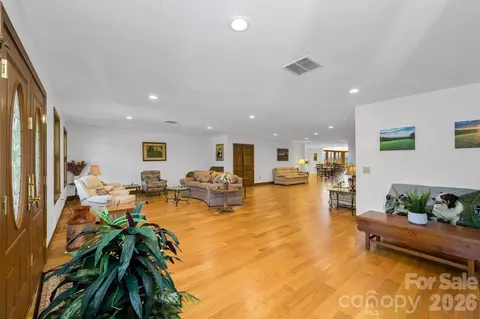 Living - 2831 Bethany Ford Rd, Roaring River, NC 28669 photo 2 of 5