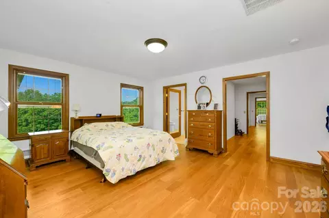 Bedroom - 2831 Bethany Ford Rd, Roaring River, NC 28669 photo 2 of 7