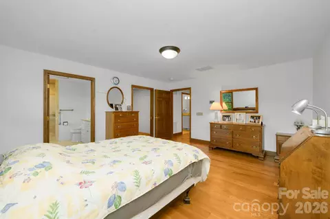Bedroom - 2831 Bethany Ford Rd, Roaring River, NC 28669 photo 3 of 7
