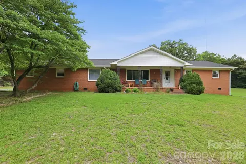 364 Dana Dr, Catawba, SC 29704