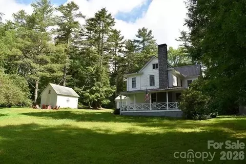 760 N 5th St, Highlands, NC 28741
