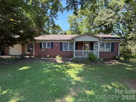 110 1st Street Se Pl SE, Conover, NC 28613