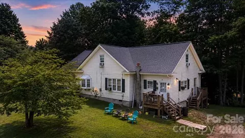 193 Duckworth Ave, Brevard, NC 28712