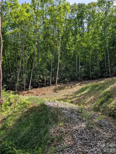 000 Pisgah Hwy, Candler, NC 28715