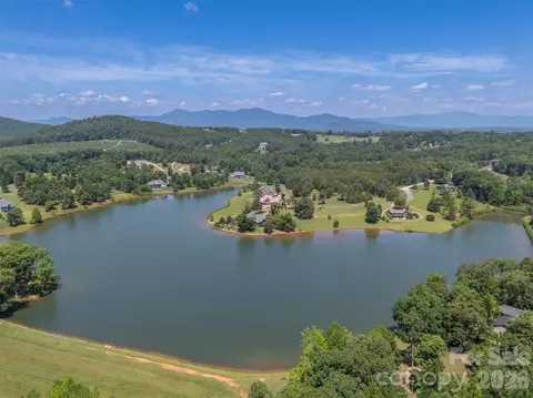 View/Area - 398 Mapleton Ln, Columbus, NC 28722 photo 4 of 4