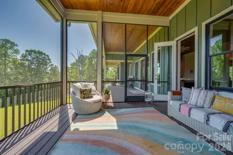 Exterior - 398 Mapleton Ln, Columbus, NC 28722 photo 2 of 6