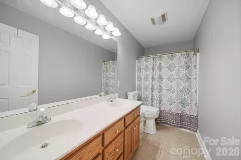 Bath - 3804 Secrest Shortcut Rd, Monroe, NC 28110 photo 2 of 2