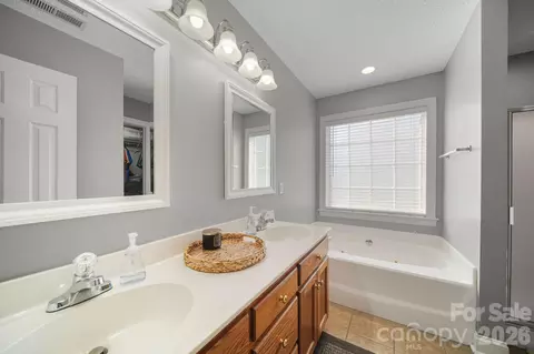 Bath - 3804 Secrest Shortcut Rd, Monroe, NC 28110 photo 1 of 2