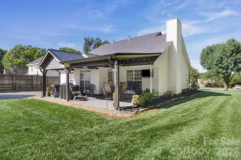 Exterior - 3804 Secrest Shortcut Rd, Monroe, NC 28110 photo 1 of 1