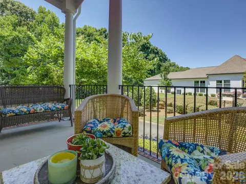 Exterior - 562 Sixth Baxter Xing, Fort Mill, SC 29708 photo 4 of 12
