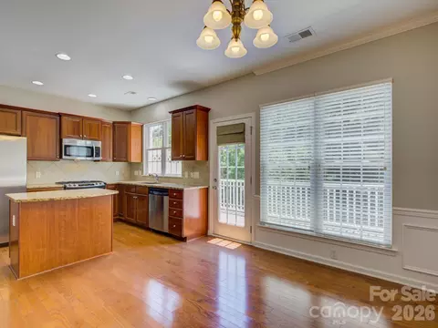 Kitchen - 562 Sixth Baxter Xing, Fort Mill, SC 29708 photo 6 of 6