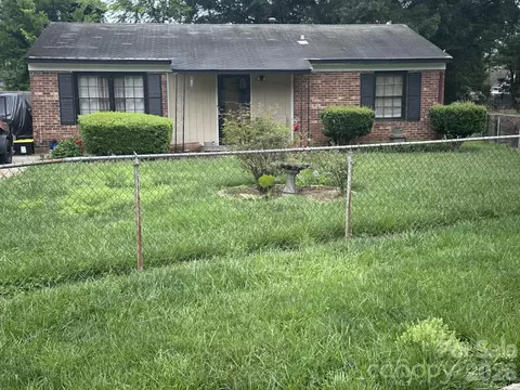 3512 Otwell Ct, Charlotte, NC 28216
