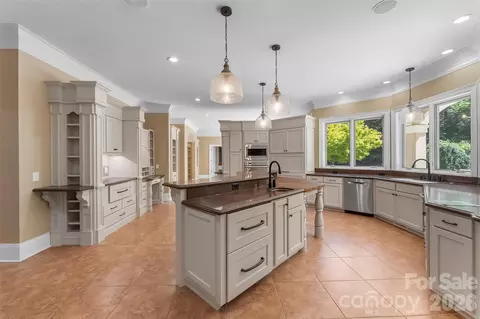 Kitchen - 1090 Pearidge Rd, Bostic, NC 28018 photo 2 of 5