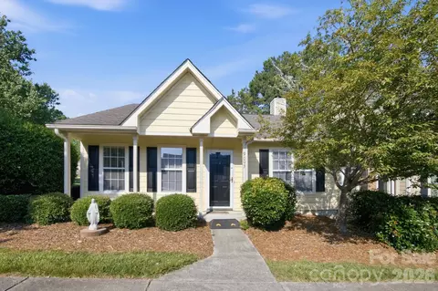 9003 Four Mile Creek Rd, Charlotte, NC 28277
