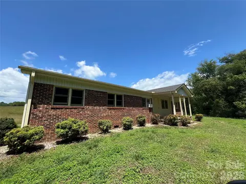 4405 Maple Creek Rd, Rutherfordton, NC 28139