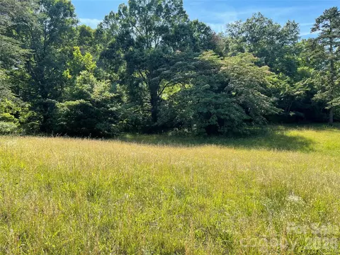1308 White St, Lexington, NC 27292