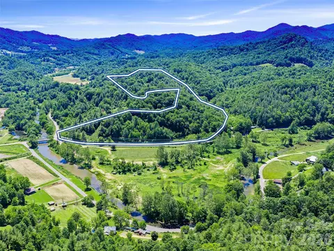 999 Us Hwy 19w Hwy, Burnsville, NC 28714
