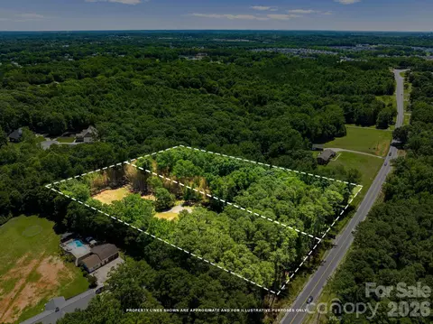11038 Harrisburg Rd, Fort Mill, SC 29707