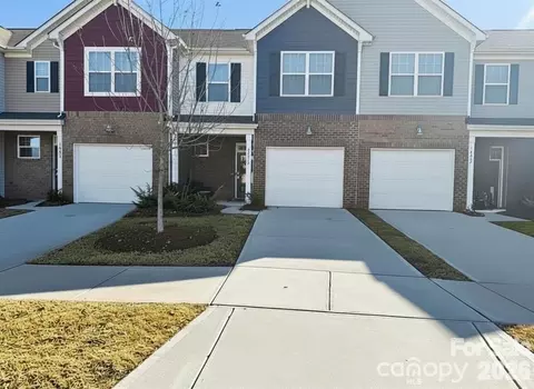 14013 Castle Nook Dr, Charlotte, NC 28273