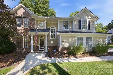 10900 Owl Nest Ln, Charlotte, NC 28277
