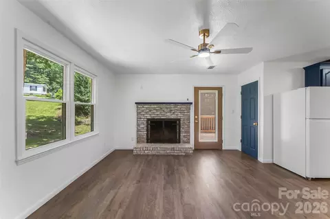 4074 Shane Dr, Morganton, NC 28655 photo 6