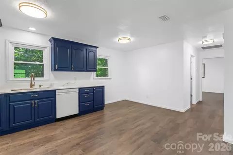 4074 Shane Dr, Morganton, NC 28655 photo 11
